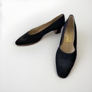 GORGEOUS SALVATORE FERRAGAMO LADIES BLACK PUMPS SIZE US8.5 MADE IN ITALY